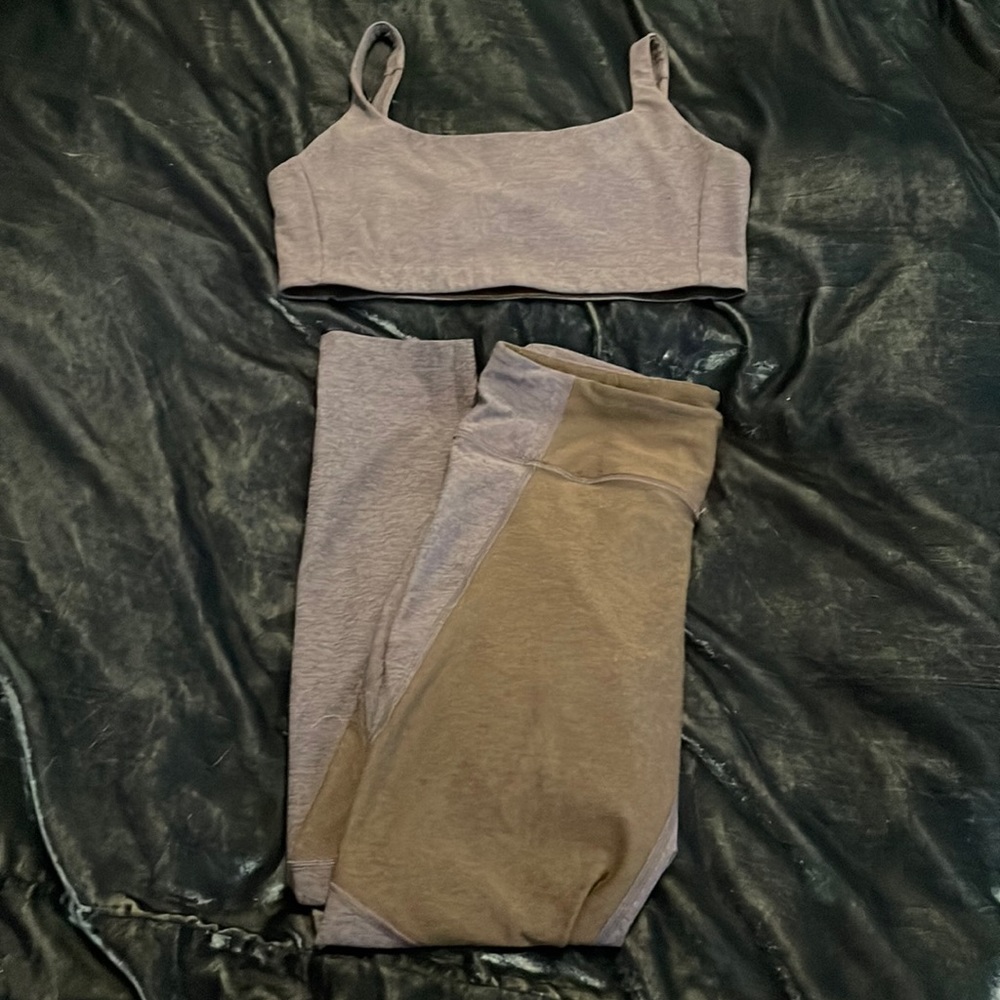 Outdoor Voices winter compression set (medium top, small leggings)